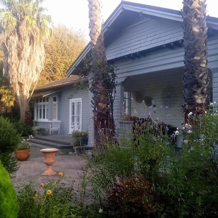 Irongate Retreat Bed & Breakfast เฮสติงส์ ภายนอก รูปภาพ